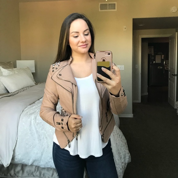 ‼️ LAST ONE‼️ Blush Studded Leather Jacket - Picture 2 of 8